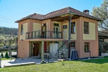 Фото номера Вилла с 3 спальнями Виллы Villa M г. Pchelishte 75